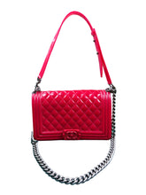 Load image into Gallery viewer, Faux Shanel quilted chain handbag