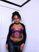 Load image into Gallery viewer, 2000s New Look soft knit ruffled bolero