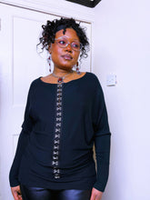 Load image into Gallery viewer, Hook and eye batwing jumper