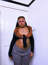 Load image into Gallery viewer, Save the Queen cropped knit cardigan 