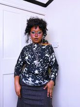 Load image into Gallery viewer, Cowl neck speckled 3/4 sleeve top