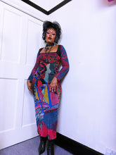 Load image into Gallery viewer, Save the Queen Picasso dedicated dress