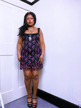 Load image into Gallery viewer, Betsey Johnson New York Lace dress in pink