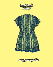 Load image into Gallery viewer, The Doily Mini