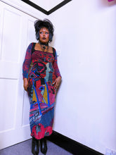 Load image into Gallery viewer, Save the Queen Picasso dedicated dress
