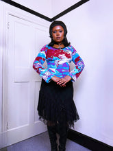 Load image into Gallery viewer, Y2K Aquarius long sleeve graphic top by Hayes

