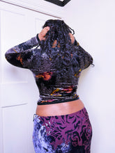 Load image into Gallery viewer, 1990s Betsey Johnson New York crushed velvet cardigan ASO Phoebe in FRIENDS
