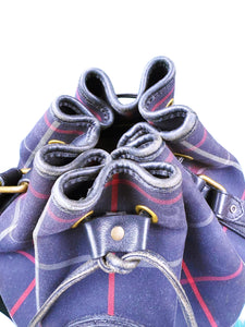Vintage navy blue check Burberry drawstring handbag ￼