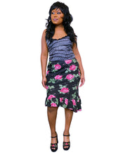 Load image into Gallery viewer, 90s Asymmetrical hem floral skirt
