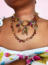 Load image into Gallery viewer, Charmed Choker Oranginah
